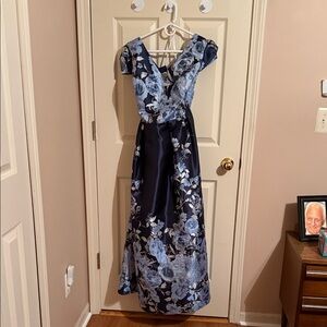 Elegant Blue Floral Women's Dress